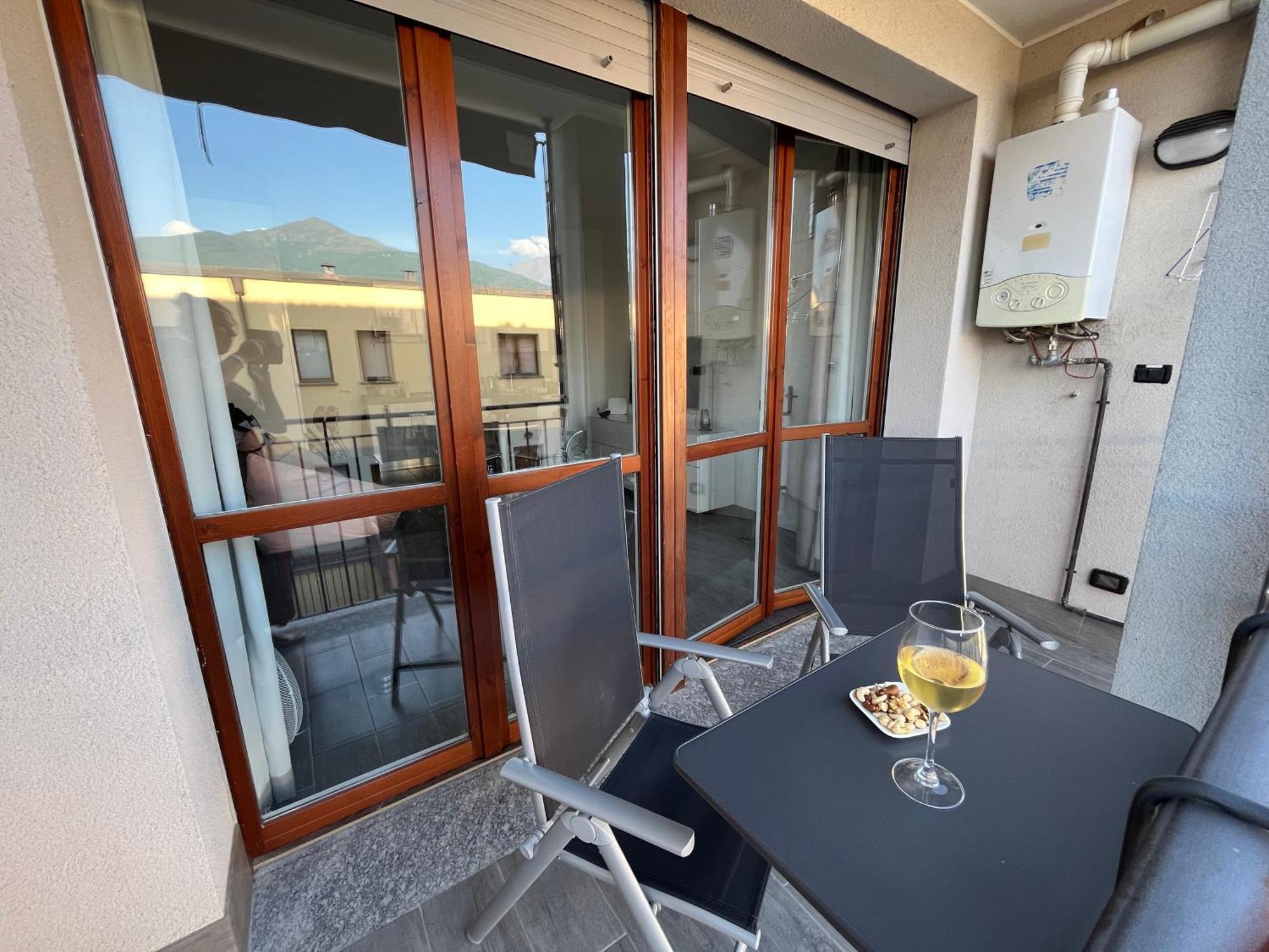 Luxury Apartment Lake Como Acquaseria Exterior photo